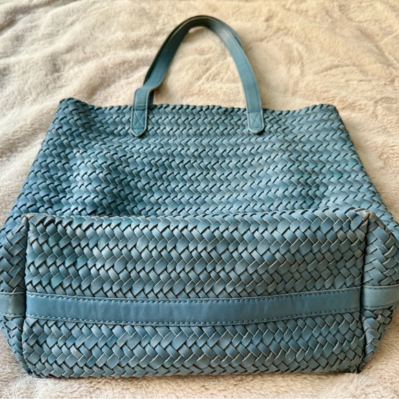 NWT Madewell The Medium Transport Tote Woven Leather Edition Ocean Blue - Picture 8 of 11